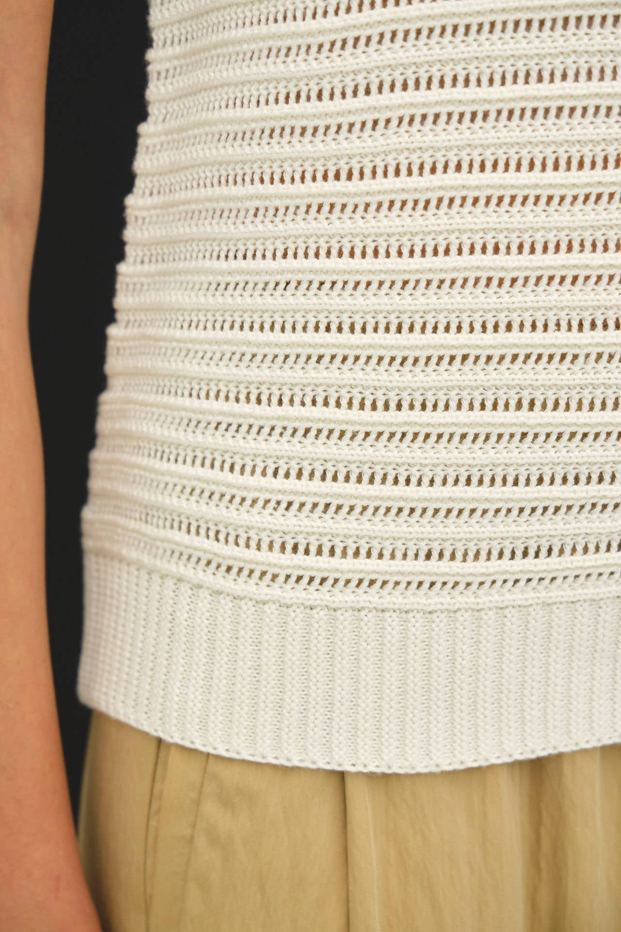 Textured Cream Sleeveless Sweater Top