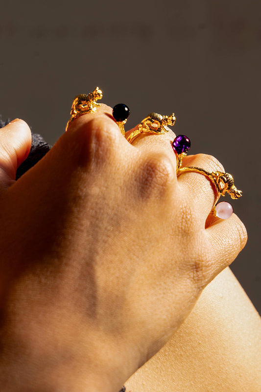 Cat's Cradle Ring - 18K Gold Plated + Onyx