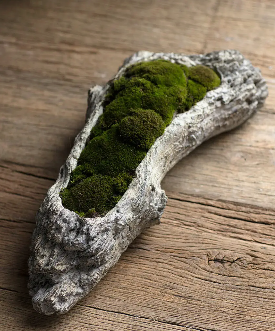 Faux Bois Cement Log Planter