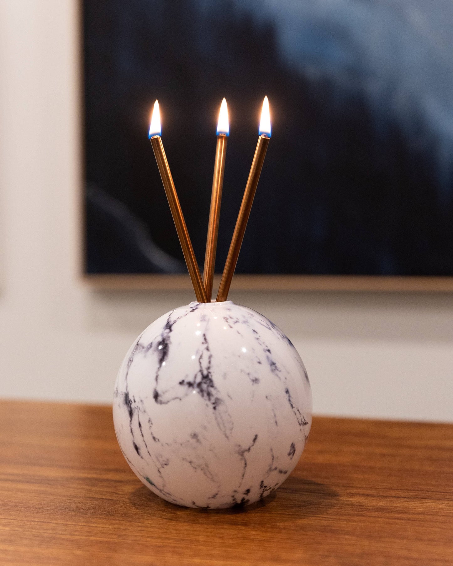 Neva Vase - White Marble