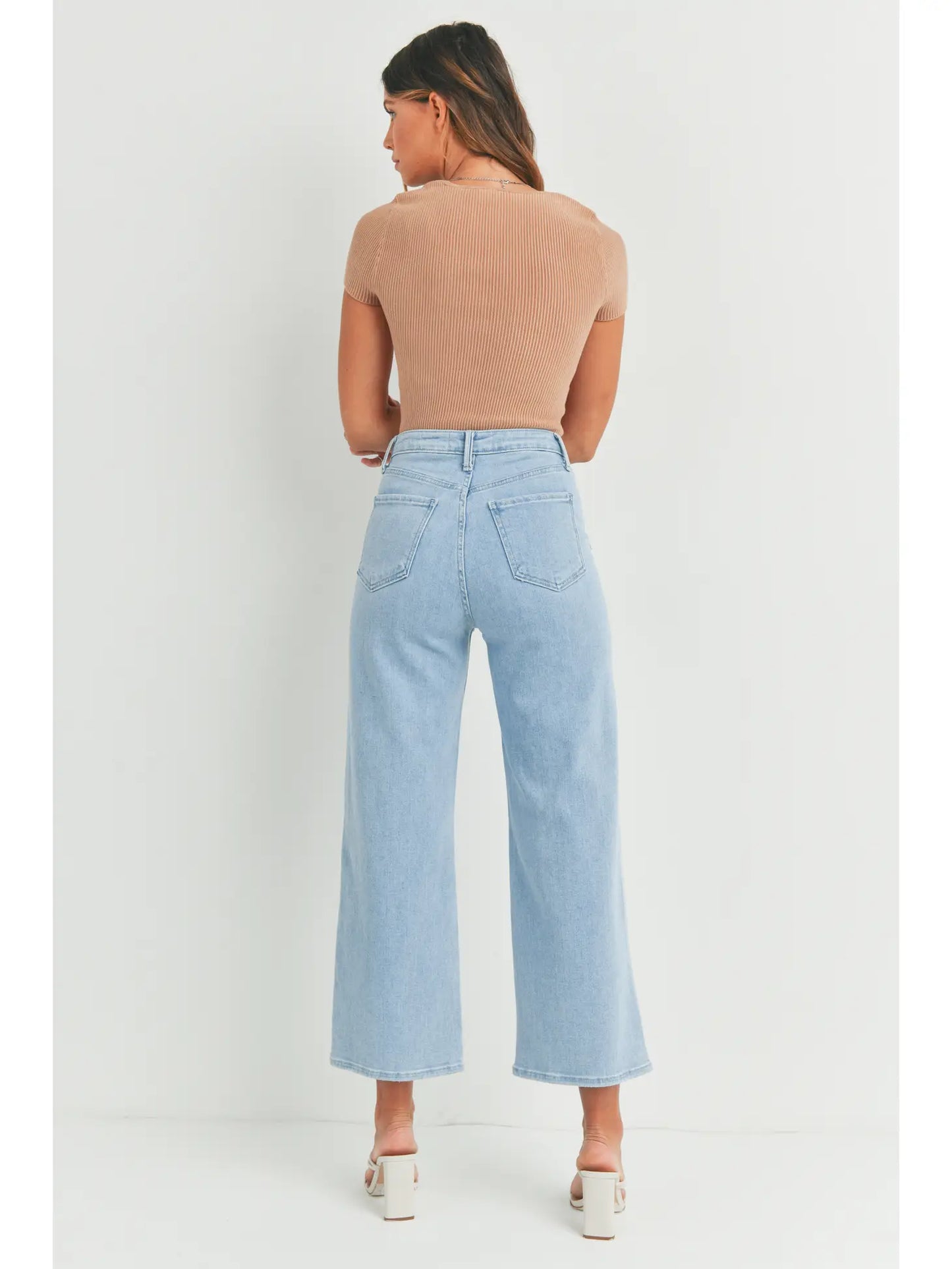 High Rise Cargo Pocket Wide Leg Jeans