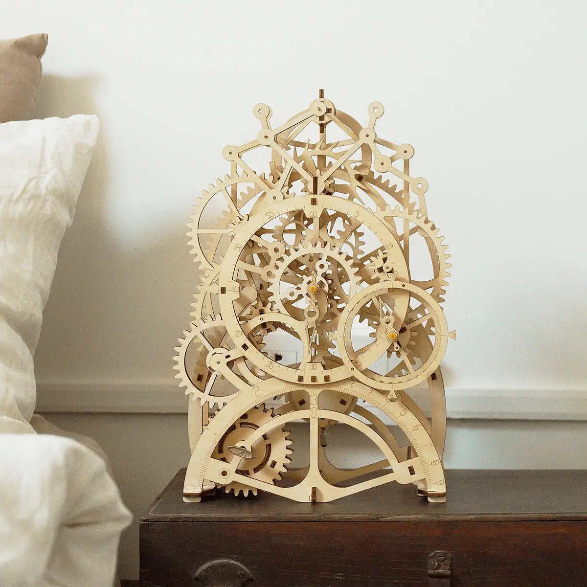3D Wooden Puzzle: Pendulum Clock