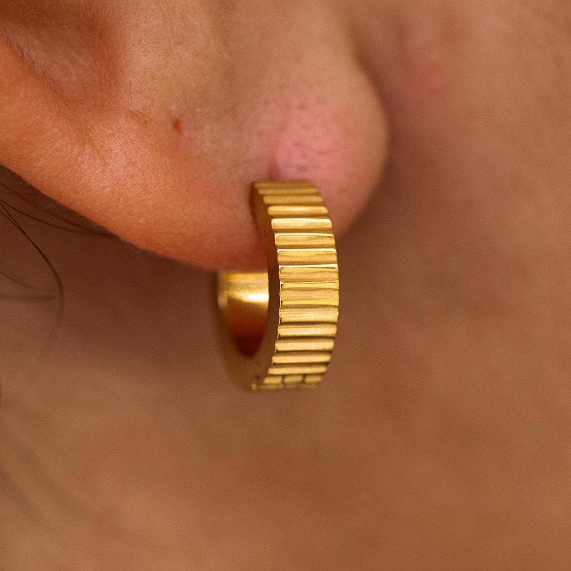 Roman Huggies - Gold