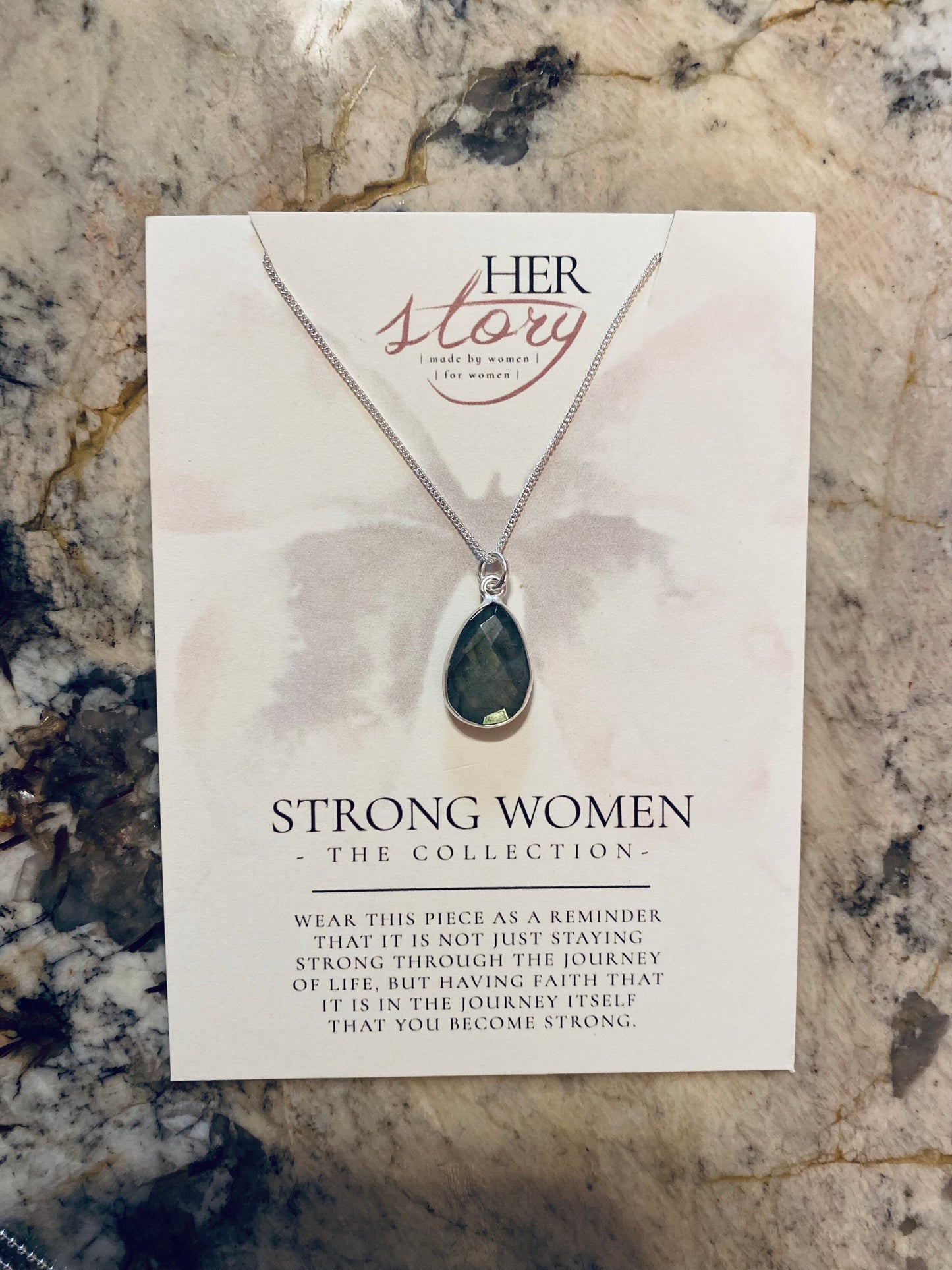 Small Teardrop Necklace - Silver