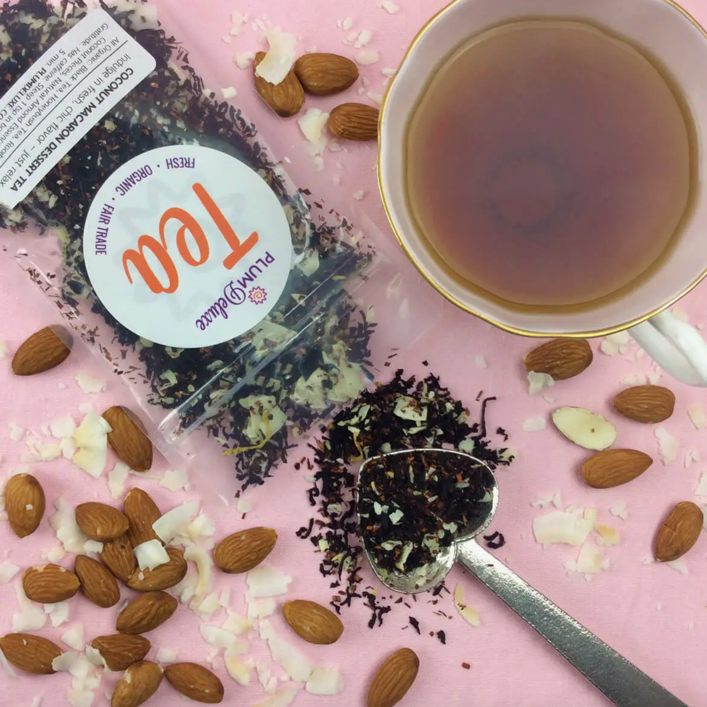 Coconut Macaron Almond Black Tea