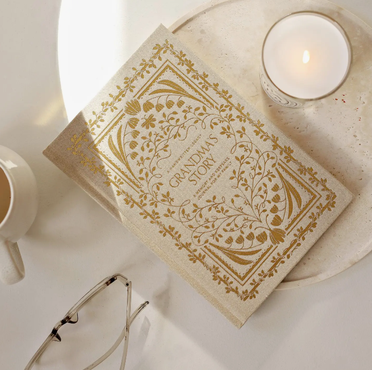 Grandma's Story: A Memory and Keepsake Journal for My Family