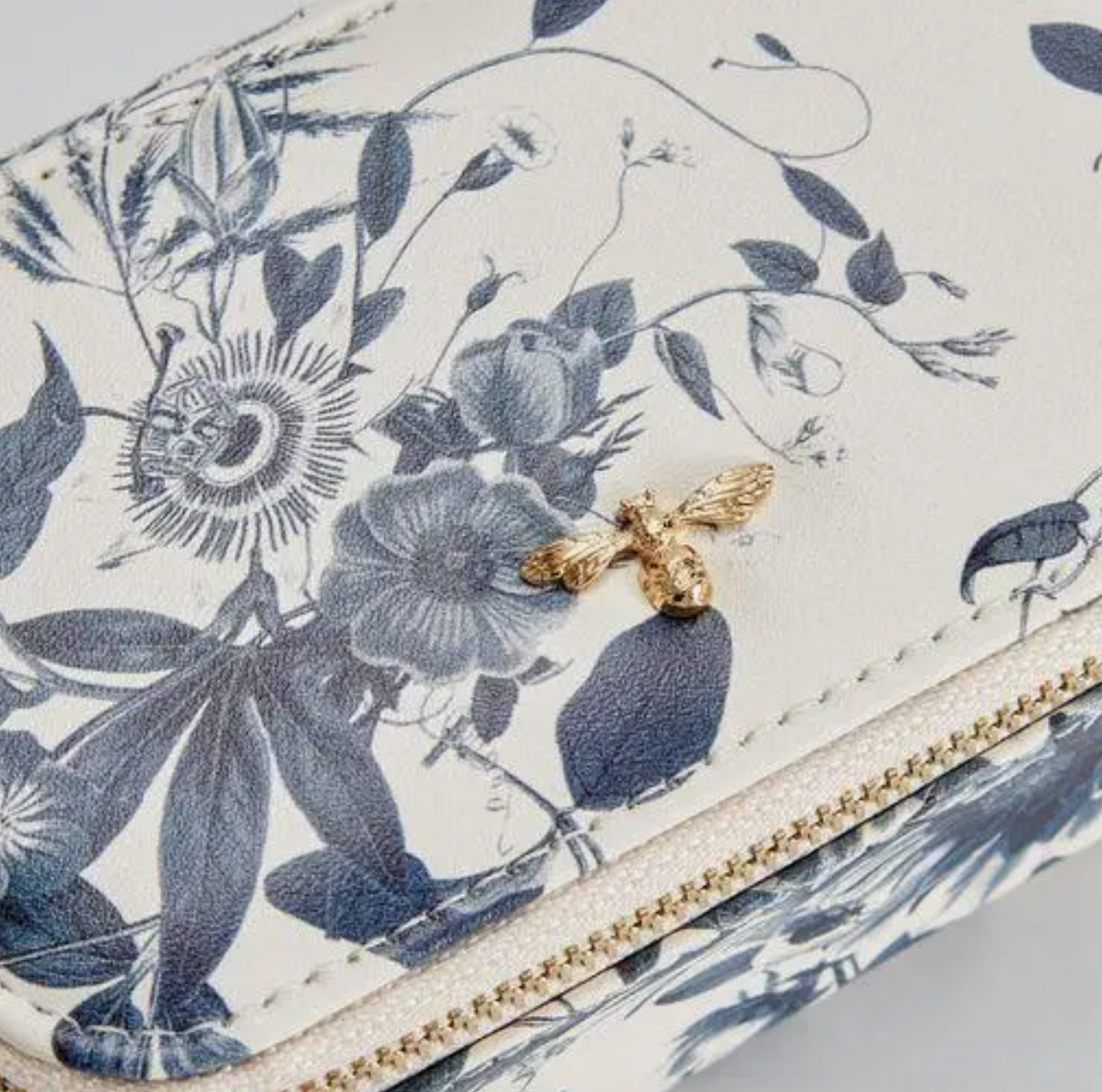 Eva Small Jewelry Box Blooming Blue