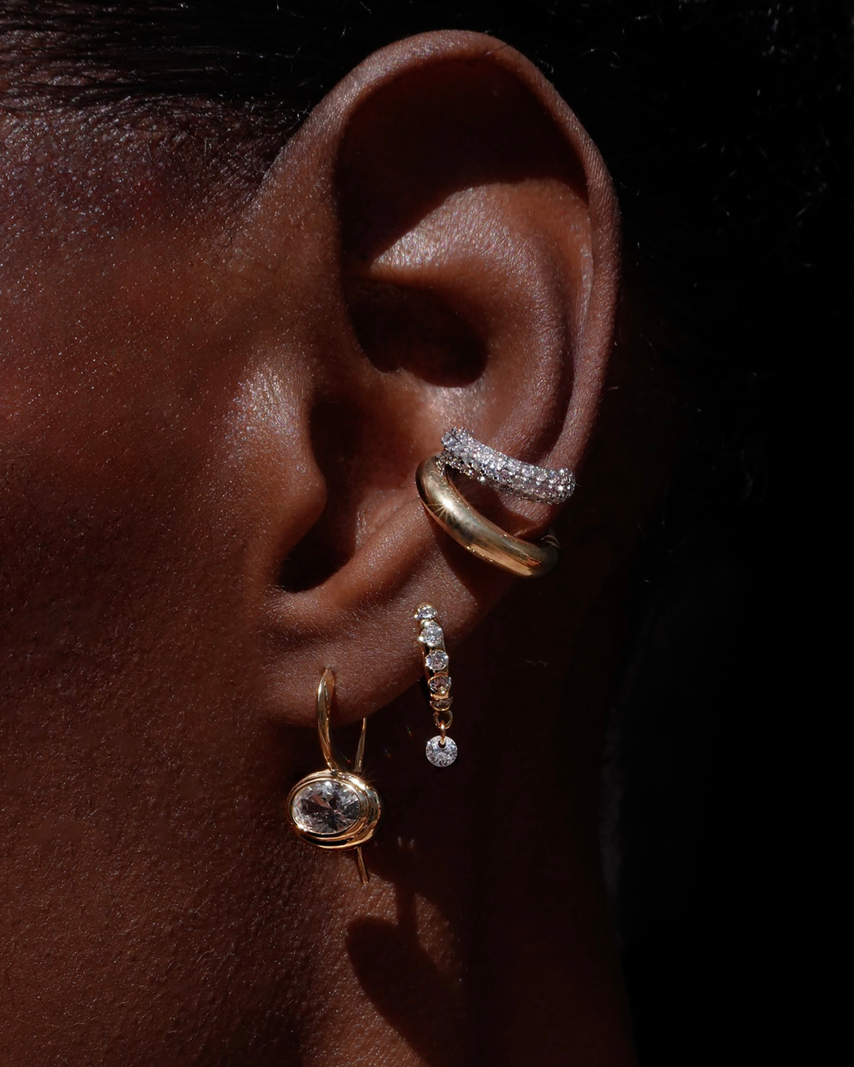 Freya Floating Hoops - Gold
