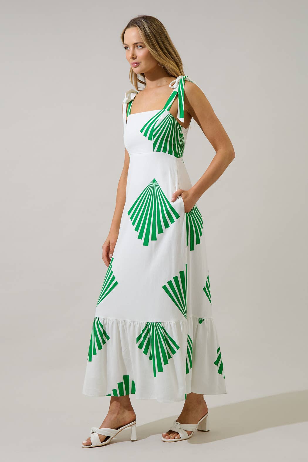 Fan Breeze Shoulder Tie Maxi Dress