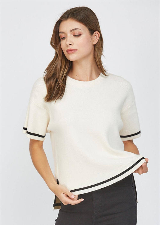 Anita Outilined Hem Short Sleeve Sweater