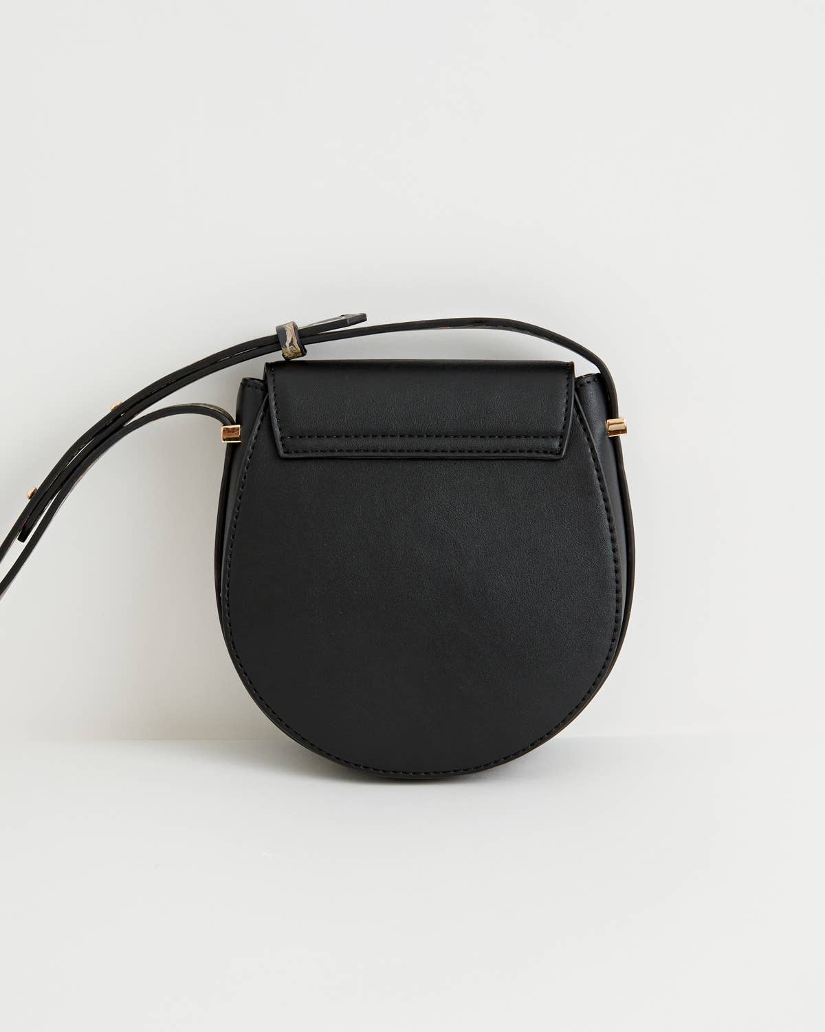 A Night's Tale Saddle Purse Black