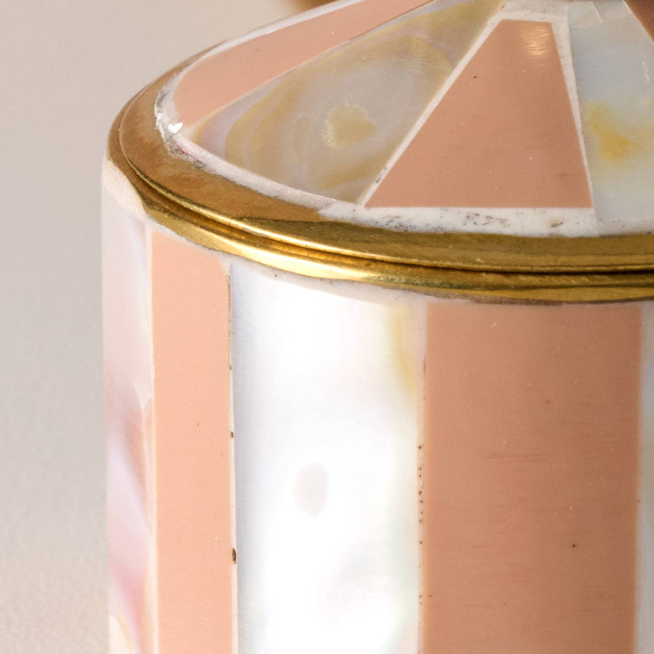 Sarkas Mother of Pearl Circus Tent Box - Peach