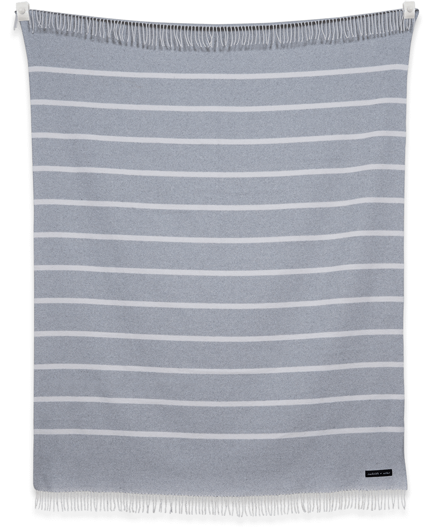 Essentials Vista Grey