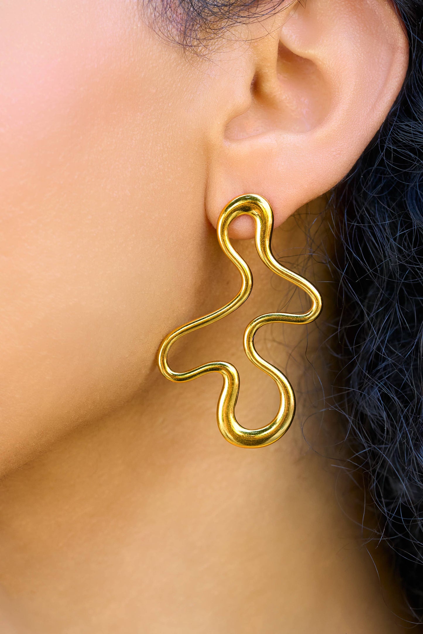 Amoeba Studs