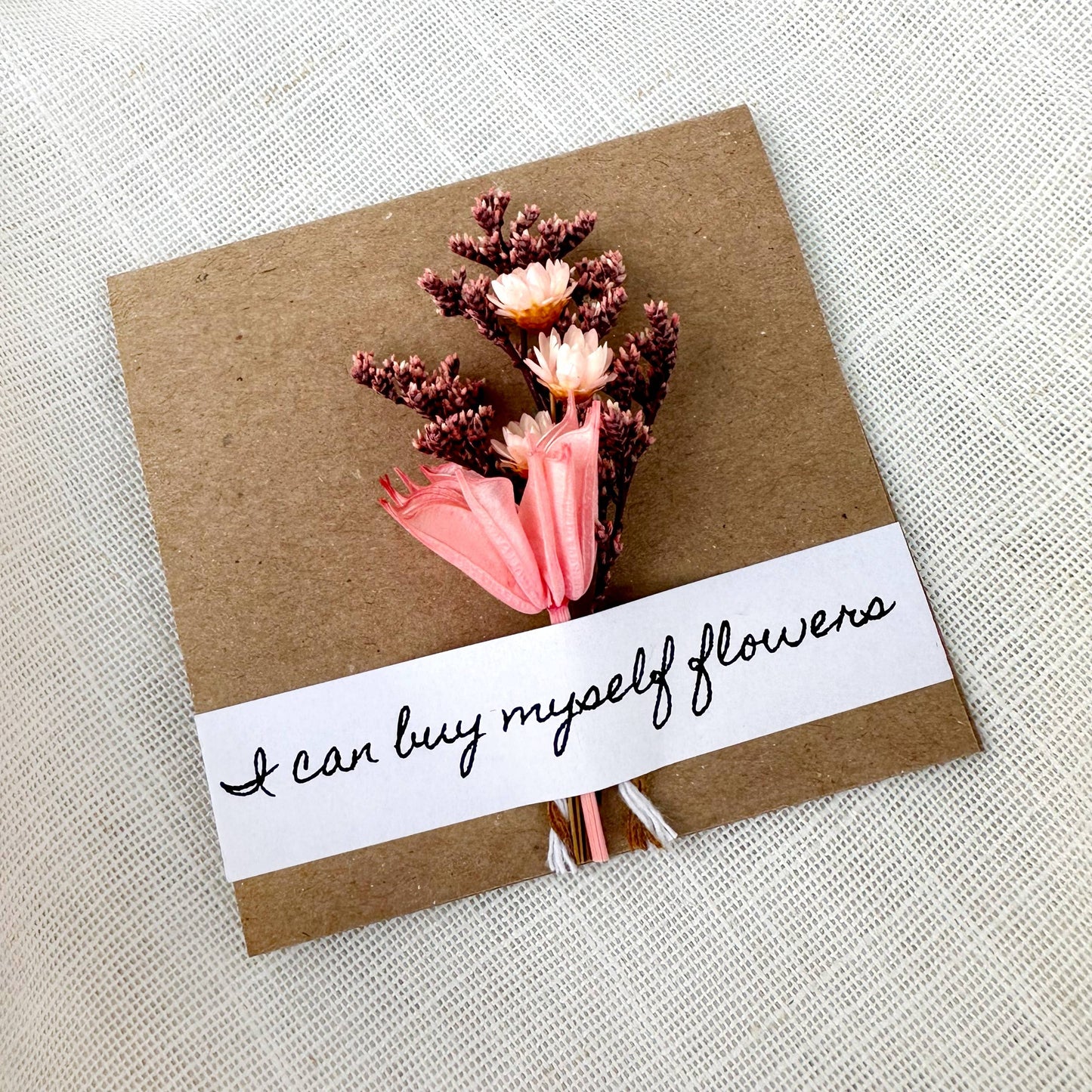 Valentine's Day Mini Bouquet Cards With Dried Flowers 