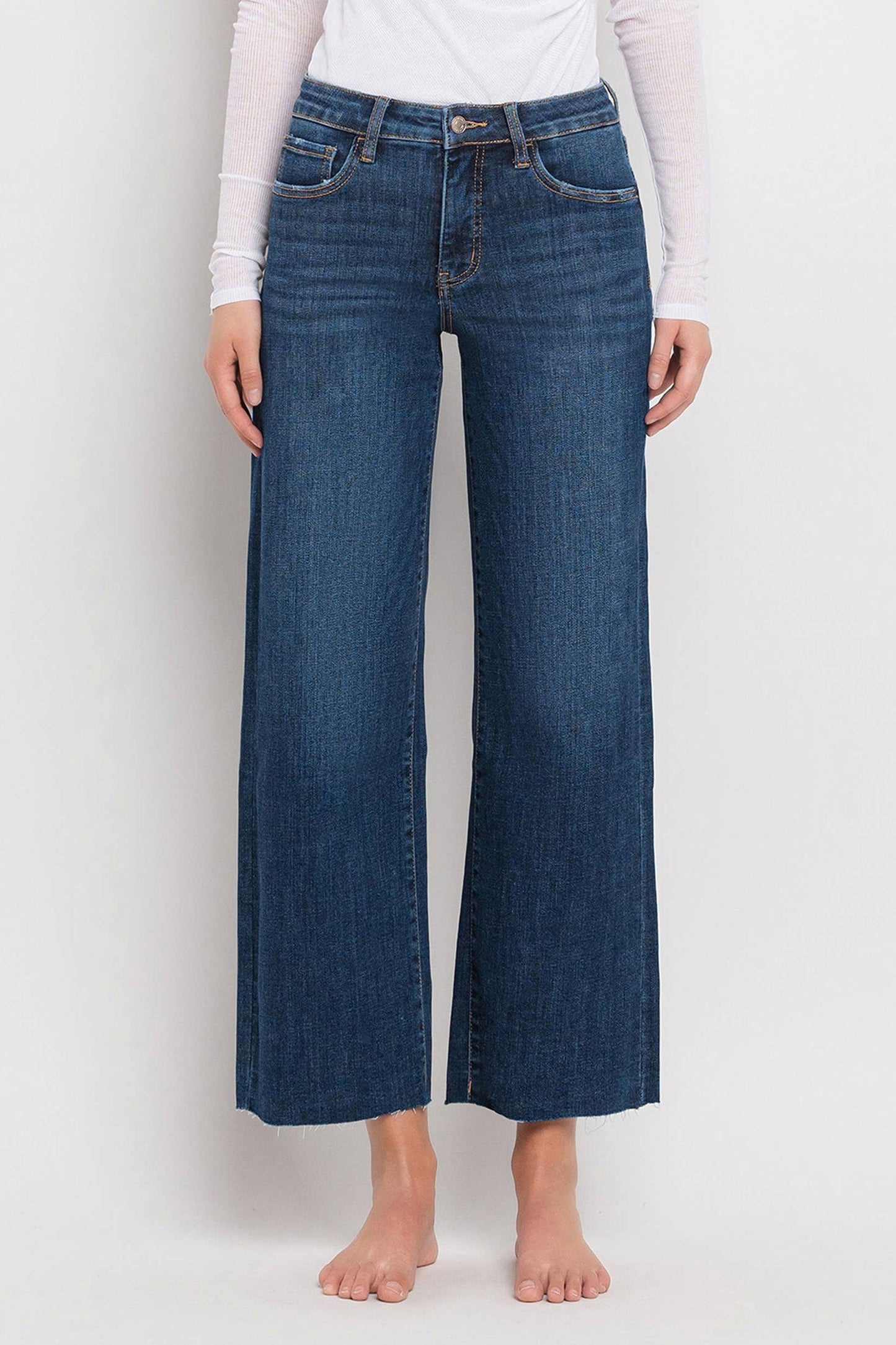 Lovervet – Tummy Control Mid Rise Jeans