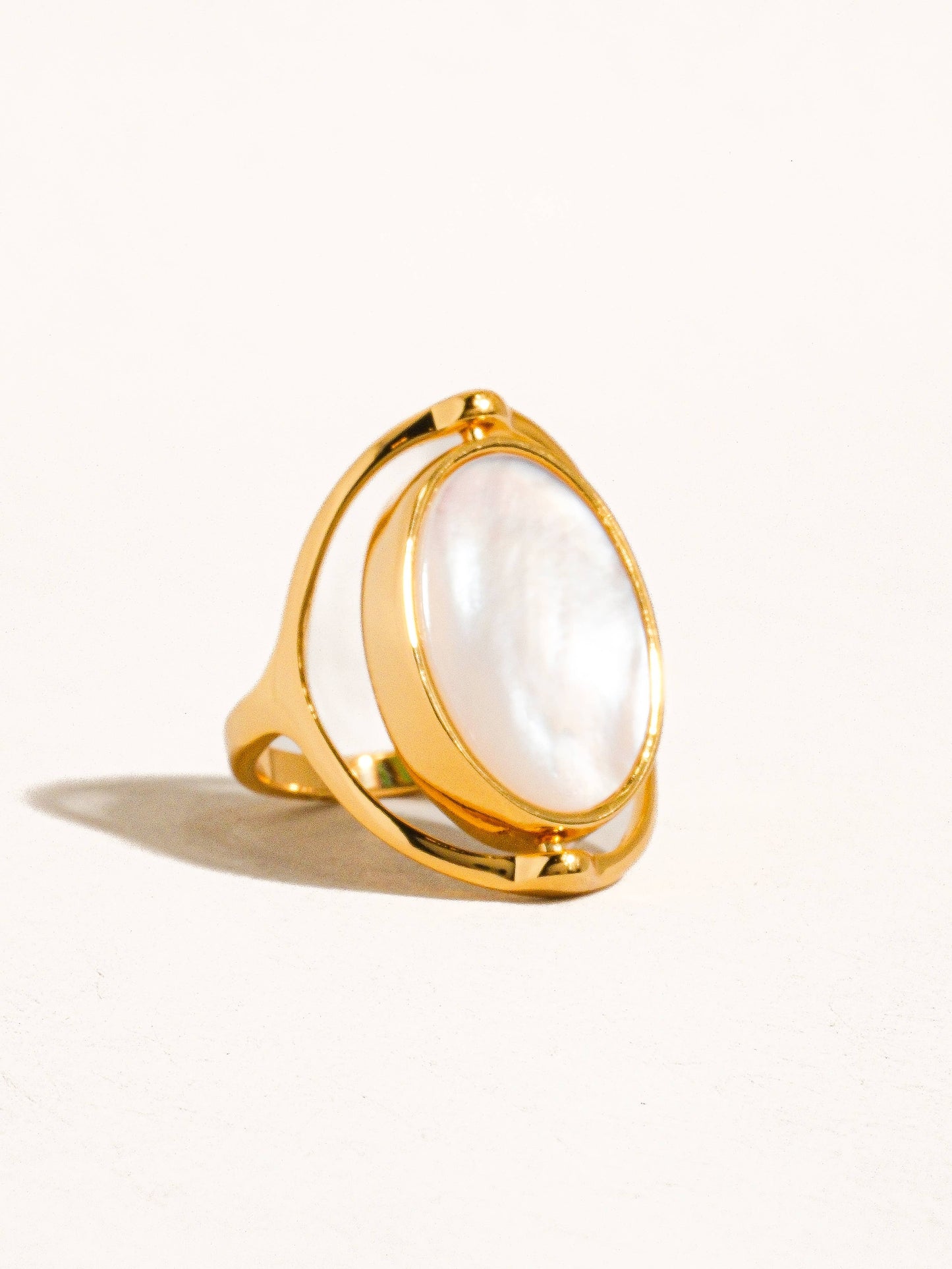 Violette Double-Sided Shell Ring