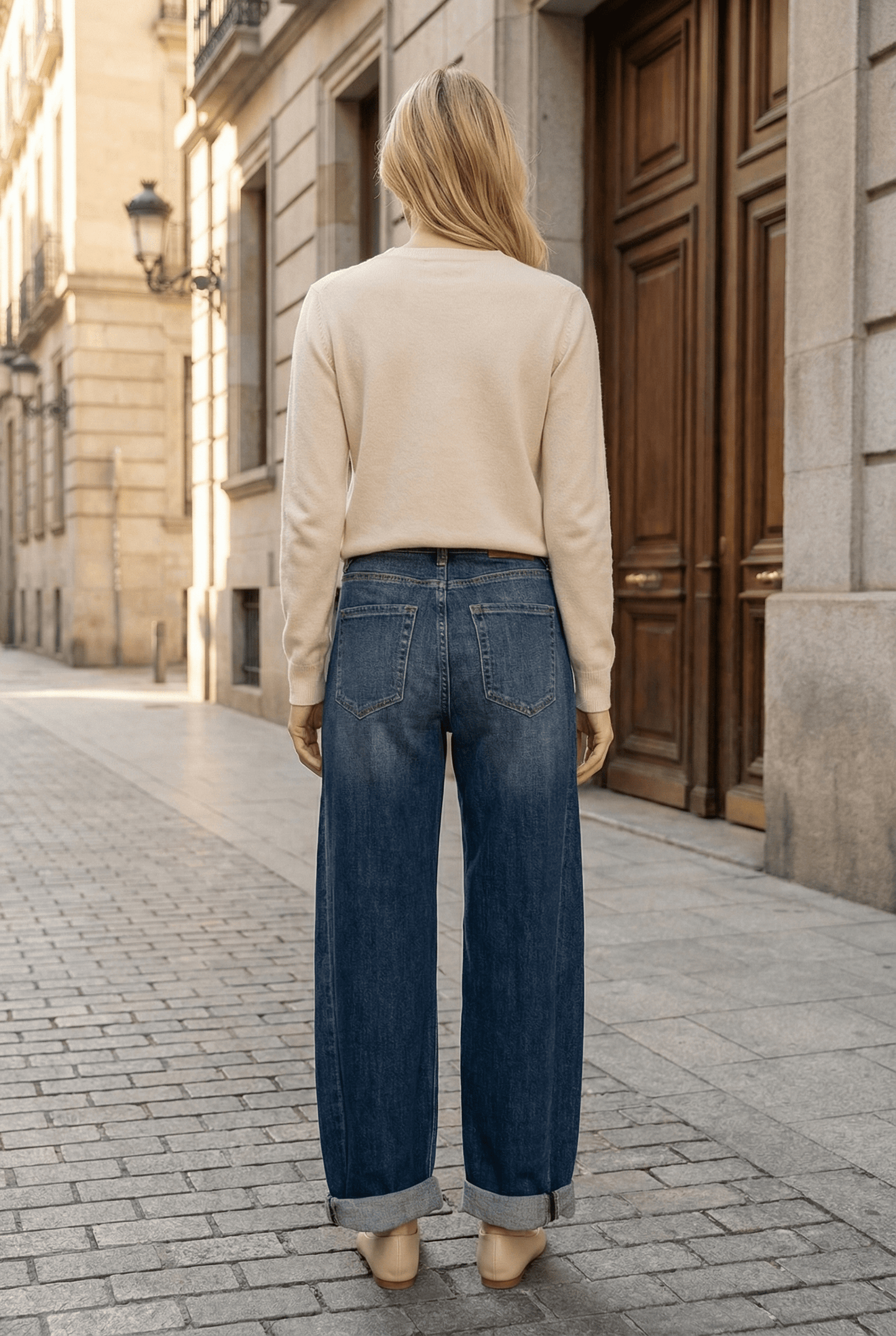 Relaxed Tapered Barrel Jean