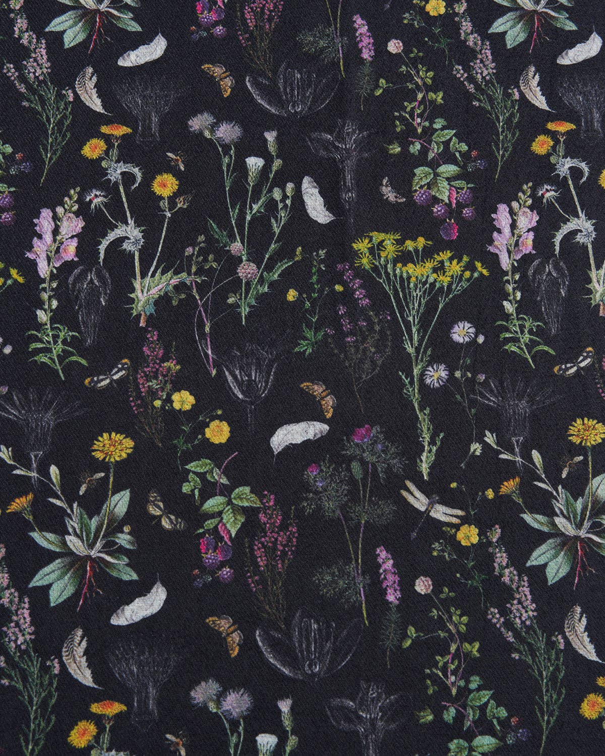 Wilderness Black Tassel Scarf