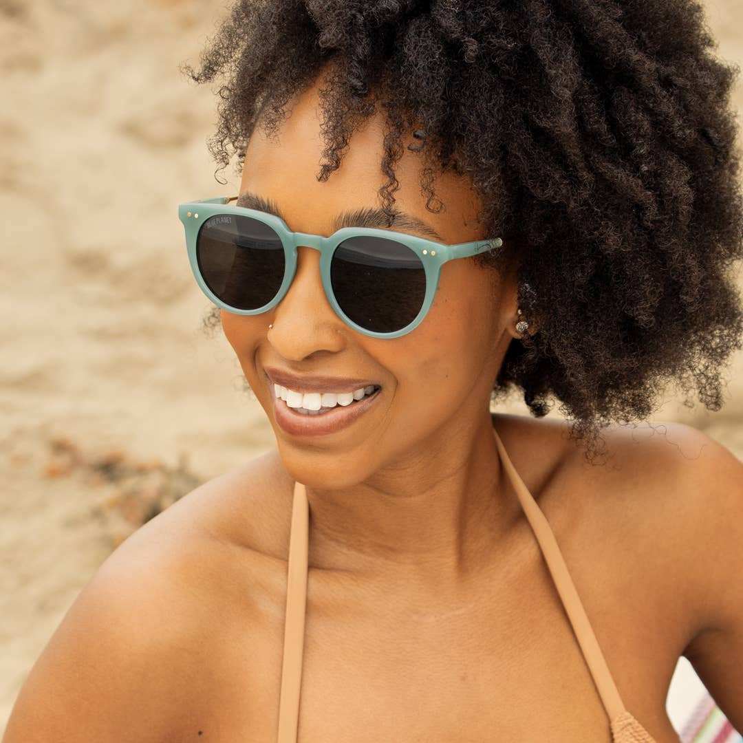 Cove - Milky Blue / Gold / Smoke Polarized Lens