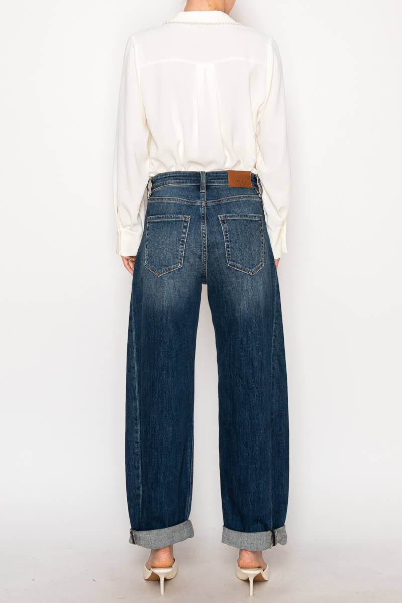 Relaxed Tapered Barrel Jean
