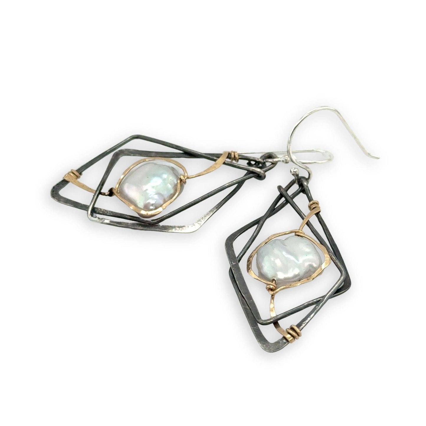 Charred Sincerity Pearl Earrings