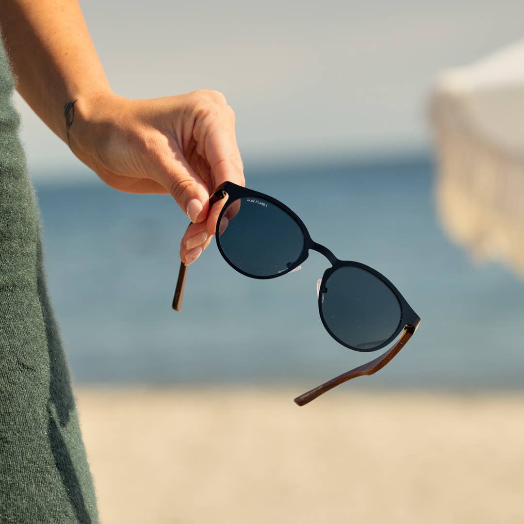Aren - Matte Onyx / Walnut Wood + Smoke Polarized Lens