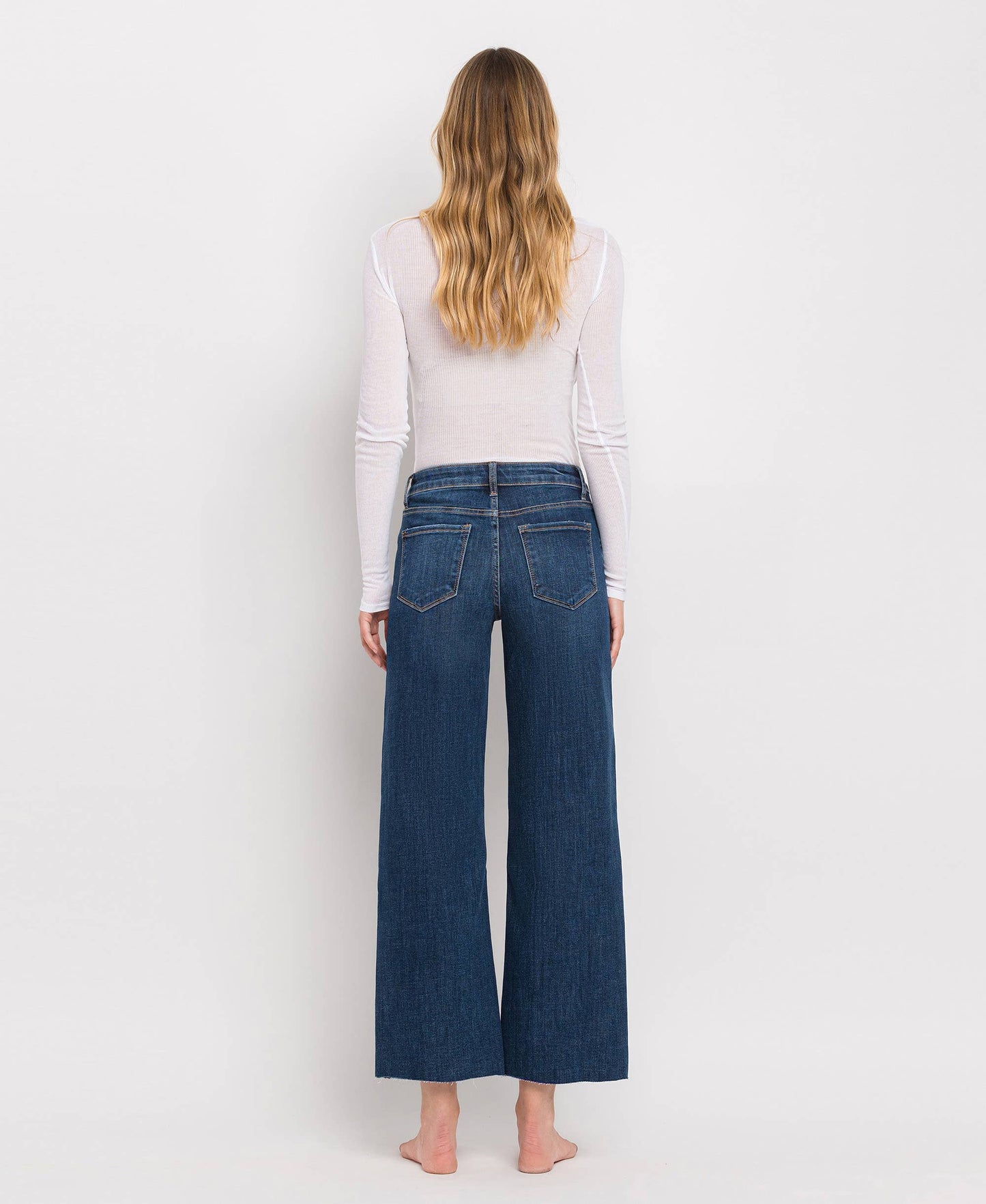 Lovervet – Tummy Control Mid Rise Jeans