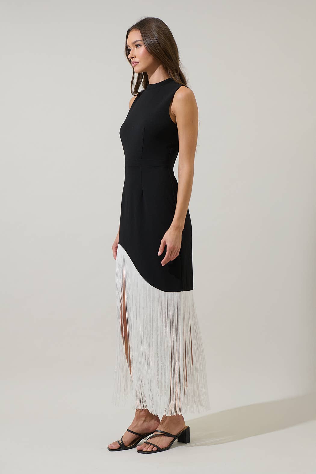 Contrast Fringe Sleeveless Maxi Dress