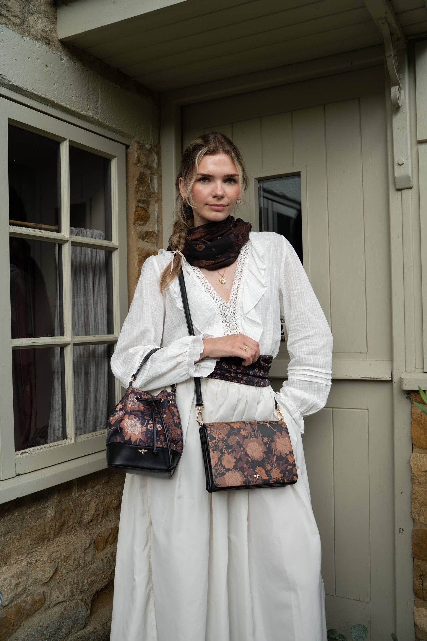 Deco Blooms Black Crossbody Purse