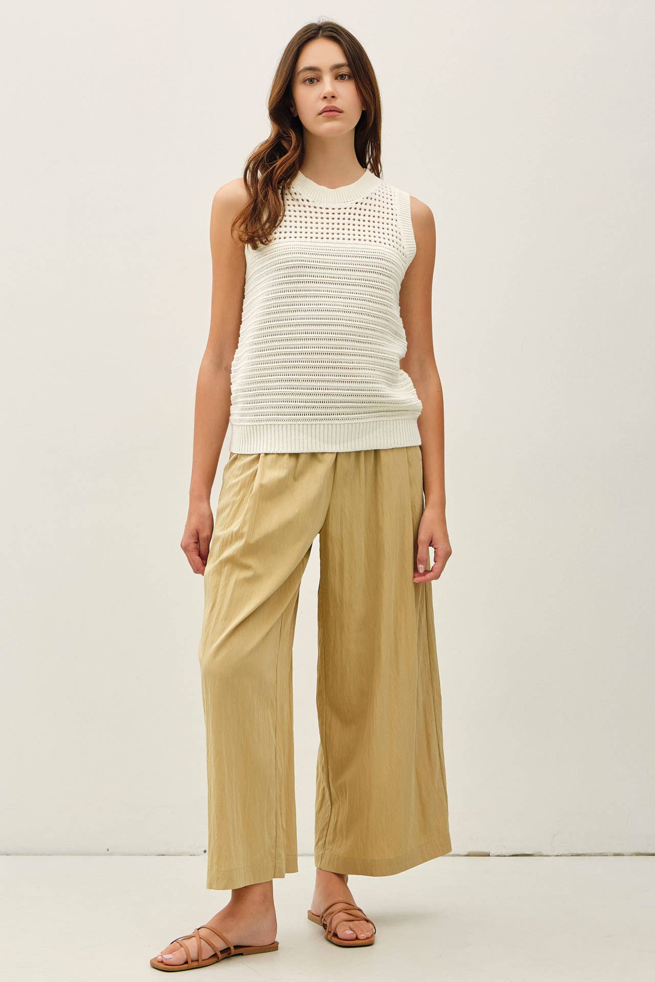 Textured Cream Sleeveless Sweater Top