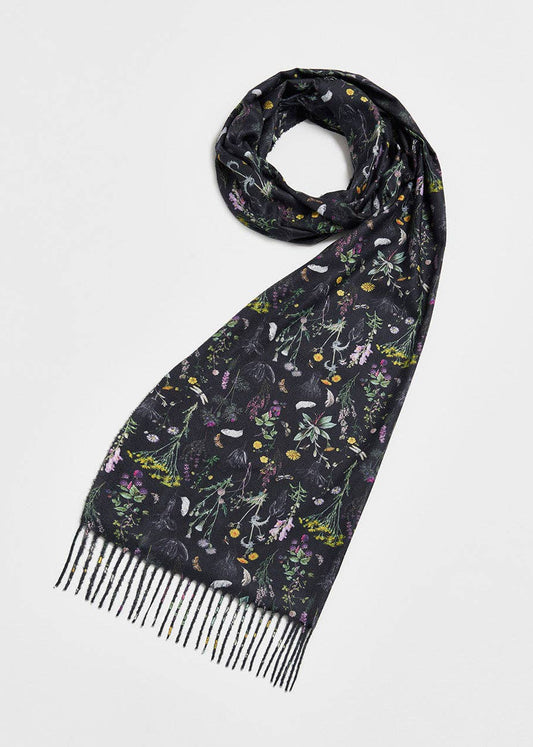 Wilderness Black Tassel Scarf
