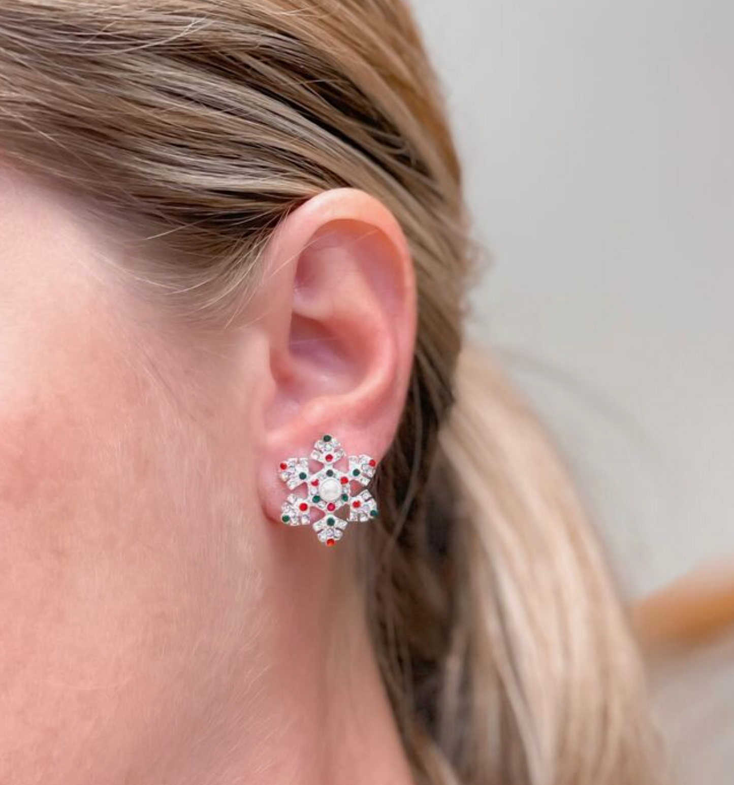Rhinestone Snowflake Stud Earrings