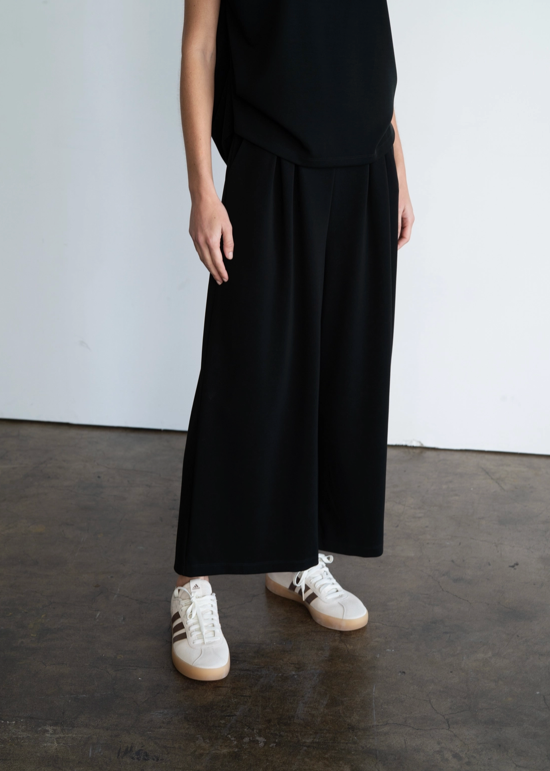 Ultimate Soft Pleated Pant