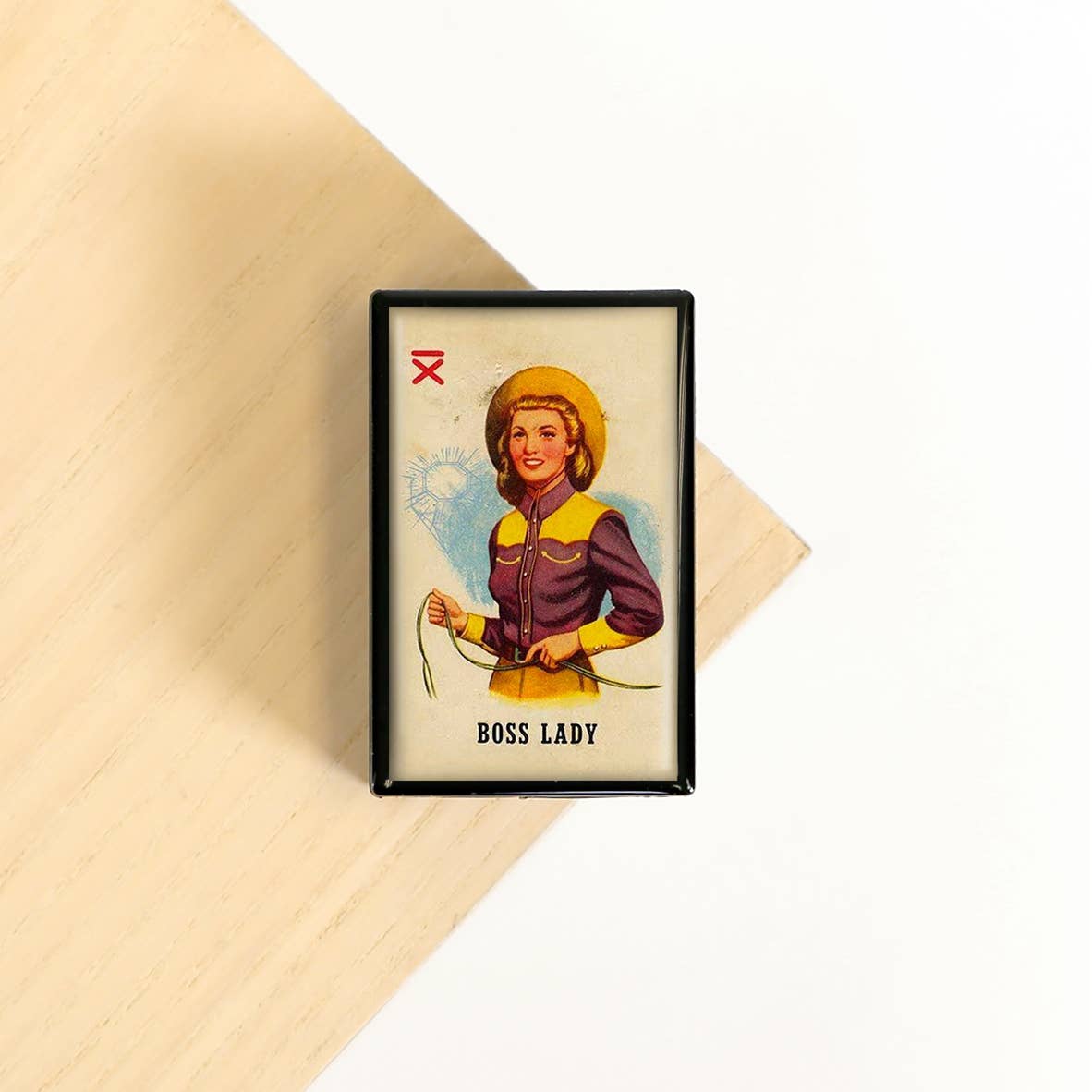 Boss Lady Retro - Slide Box