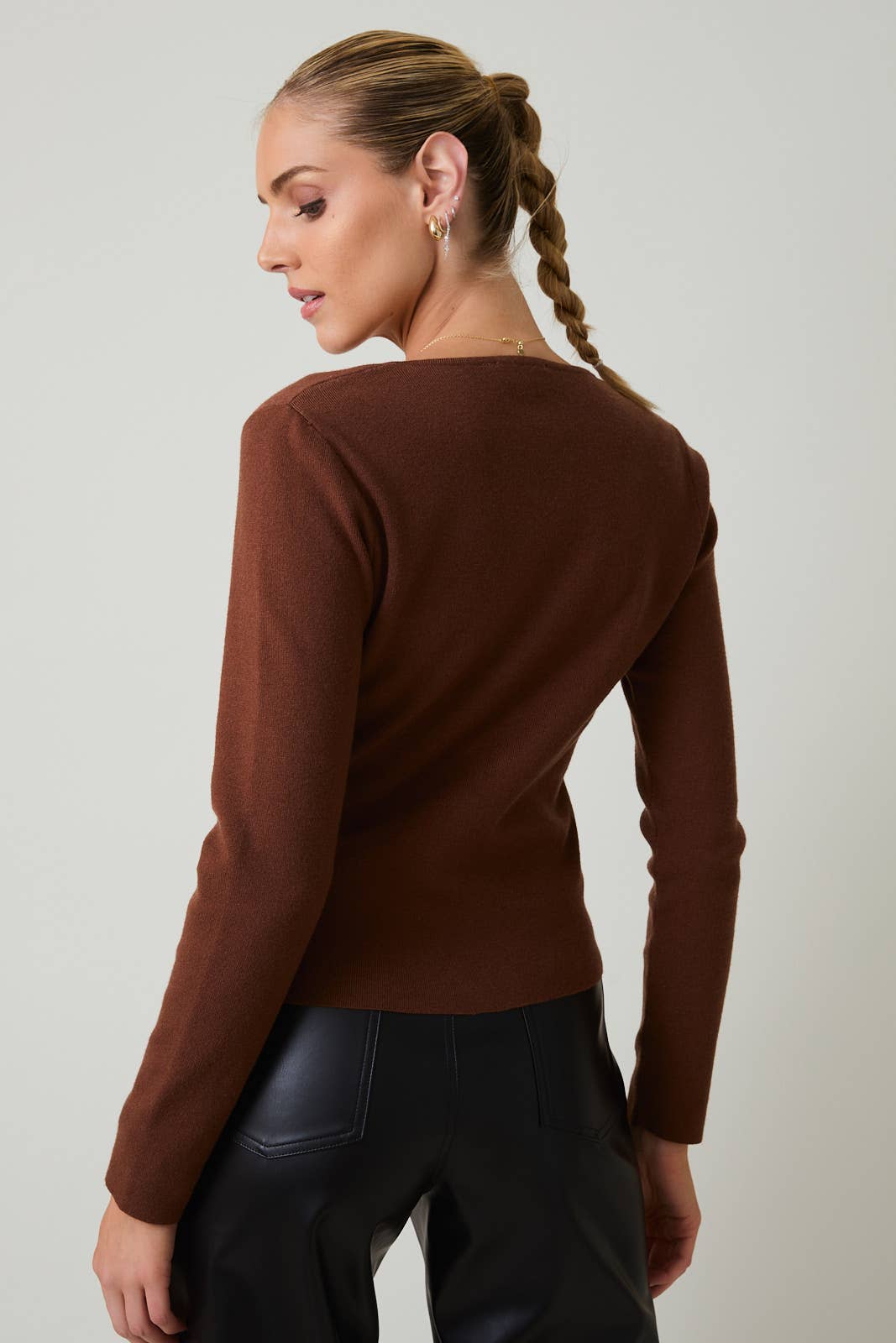 Crew Neck Pleated Sweater Top
