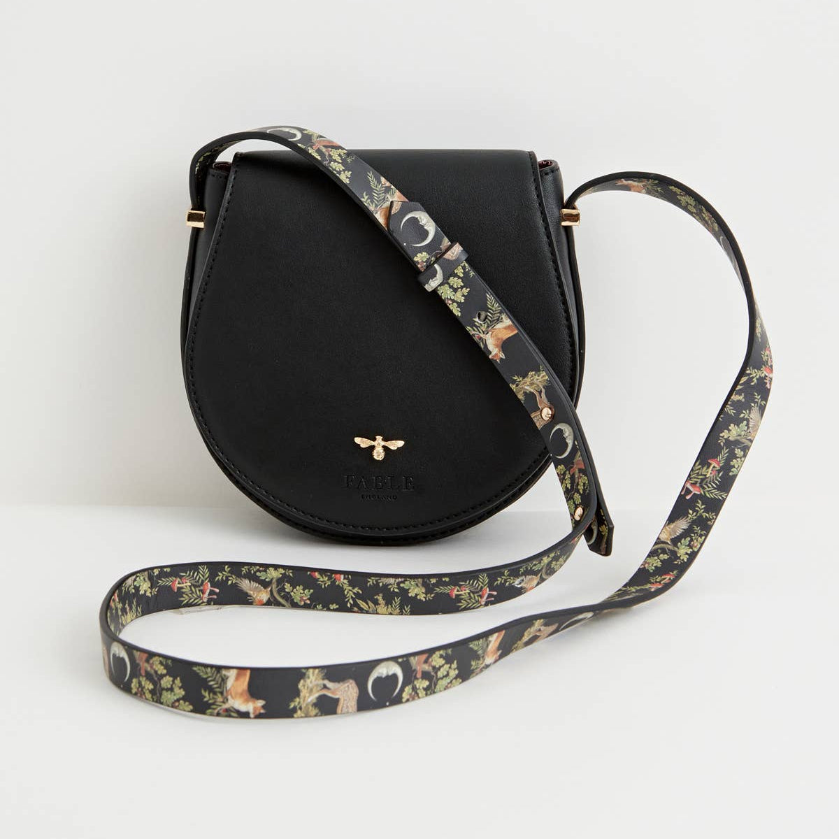 A Night's Tale Saddle Purse Black