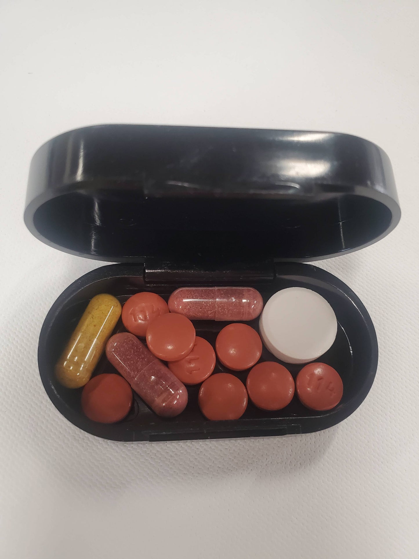 Pill Box - Strawberry Theif Birds