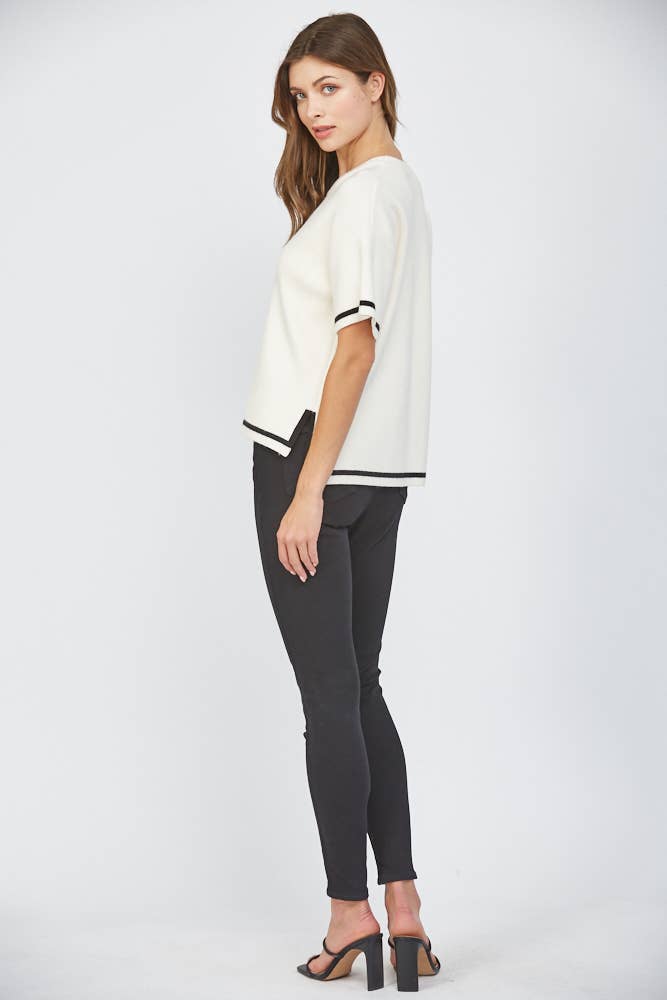 Anita Outilined Hem Short Sleeve Sweater