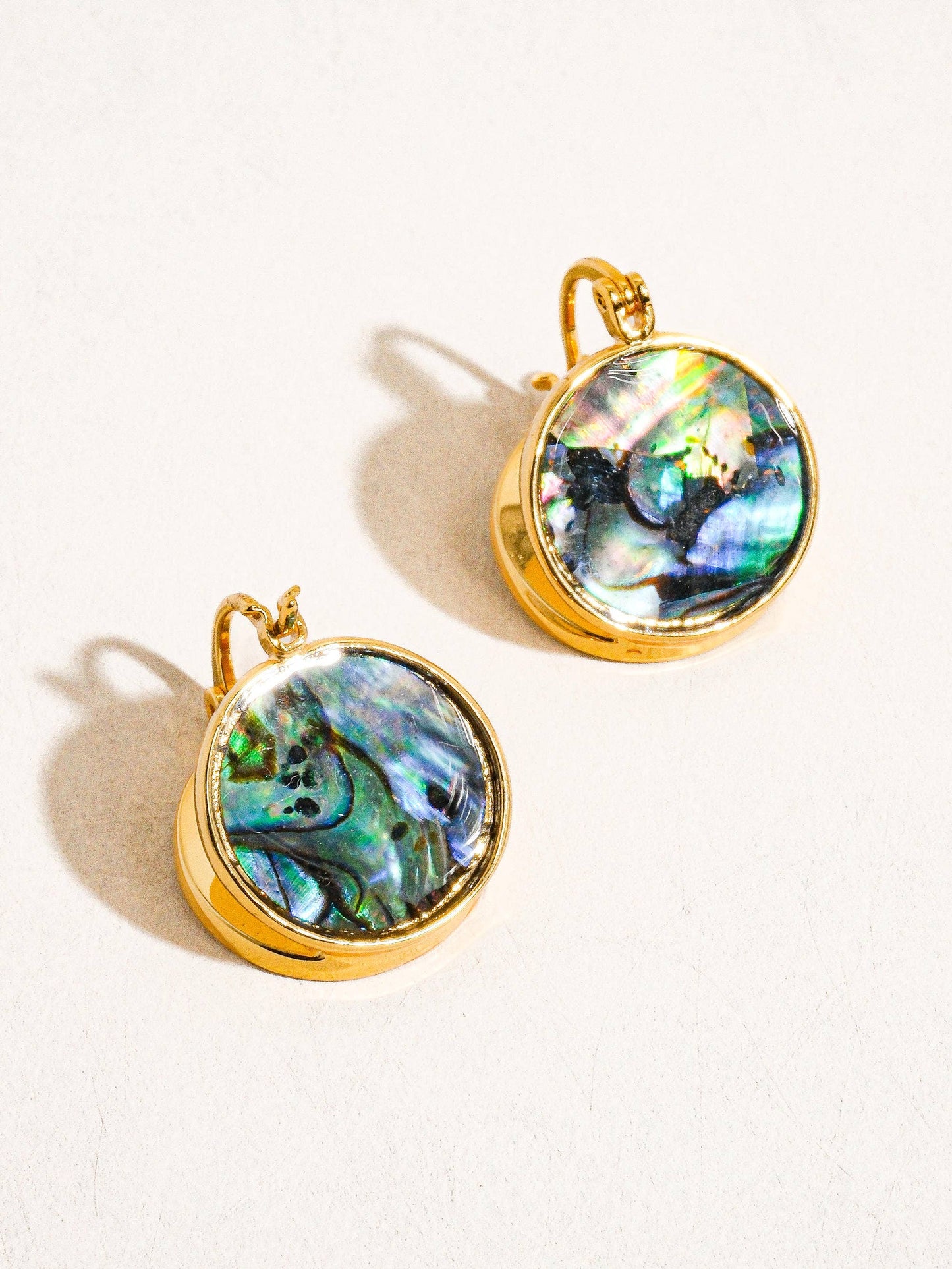 Zarae Natural Shell Earring