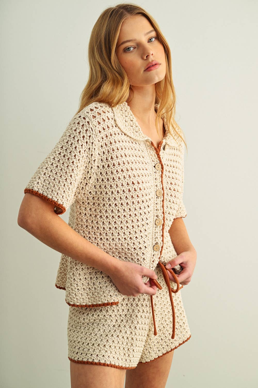 Color Detail Stitch Knit Button Front Top