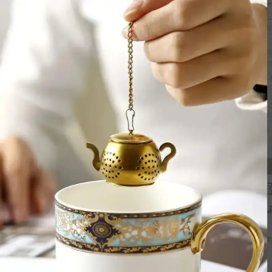 Golden Teapot Shaped Tea Infuser