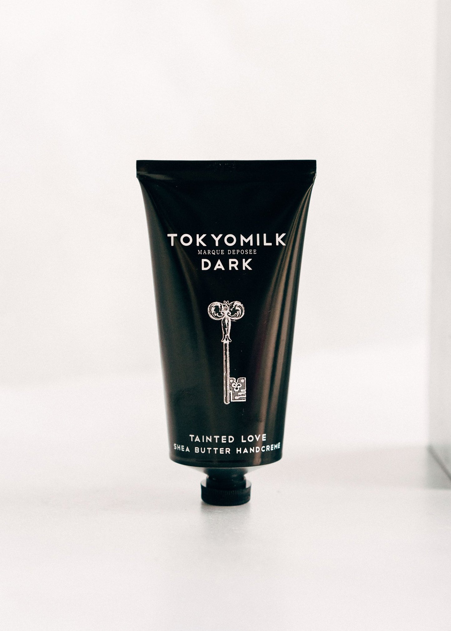 TOKYOMILK DARK Tainted Love Handcreme